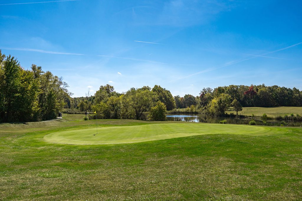 cumberland cove golf course pond